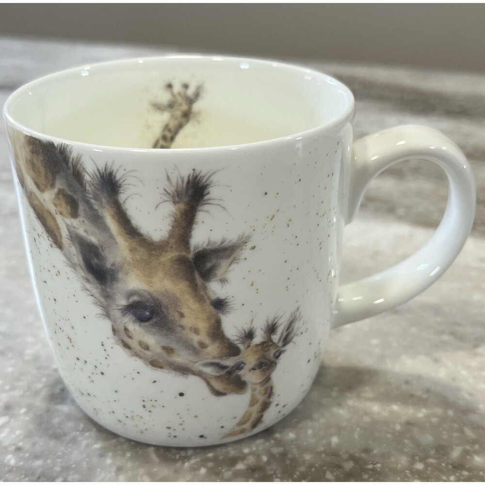 Royal Worcester Wrendale Designs Hannah Dale Giraffe Coffee Mug First Kiss